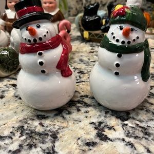 Publix snow men holiday salt, and pepper shakers
